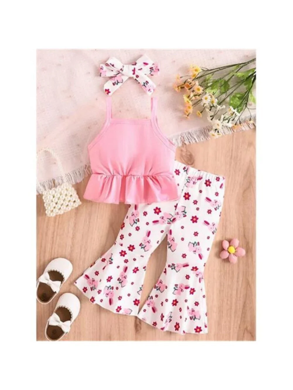 A Classy Chic Boutique *features basic